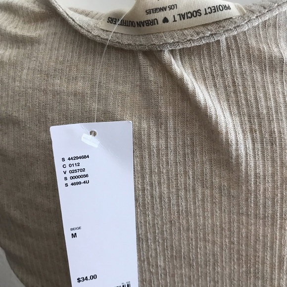 Urban Outfitters cross tie crop top - Picture 5 of 6